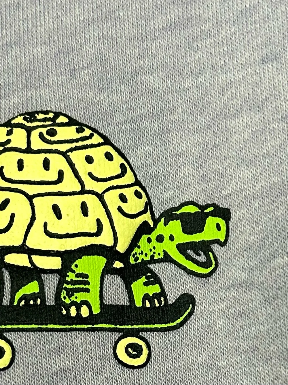 Old Navy Kid’s Unisex Lavender Hoodie with Turtle Skate Graphic L 10/12
